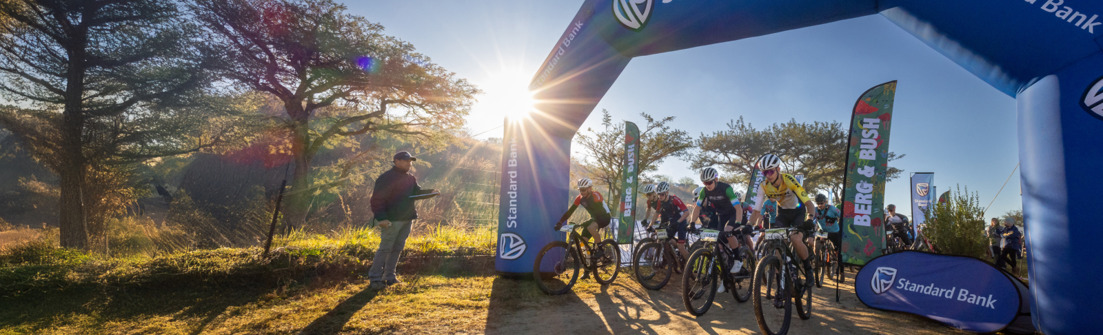 Sports_BannerHeroBlueFloatee